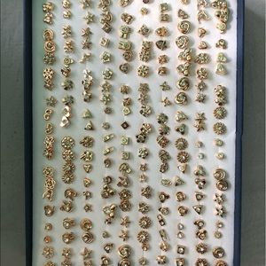 100 pairs assorted stud earrings